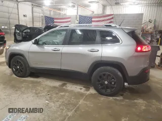 2015 Jeep Cherokee Latitude with VIN 1C4PJLCB7FW759695, listed as a Copart auction lot 50914555 with 225,179 mi miles and Clean Title. Bid and sale history available at DreamBid. Image 2.