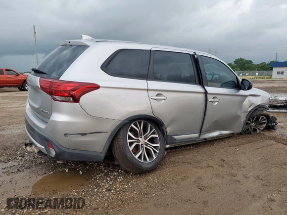 2018 Mitsubishi Outlander ES with VIN JA4AZ3A33JJ005249, listed as a Copart auction lot 60602245 with 113,122 mi miles and Salvage title. Bid and sale history available at DreamBid. Image 3.