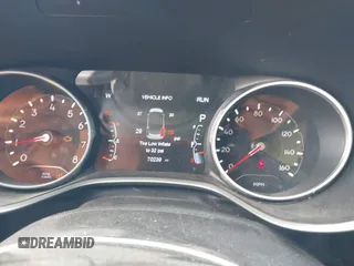 2020 Jeep Compass Sport с VIN 3C4NJCAB2LT102346, выставлен на аукционе IAAI как лот 41010173 с пробегом 70 239 миль миль и . История ставок и продаж доступна на DreamBid. Изображение 7.