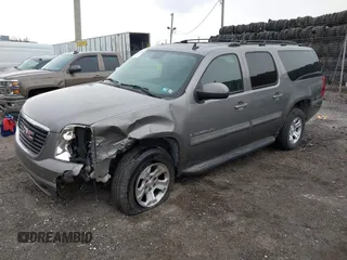 2007 GMC Yukon XL SLT with VIN 1GKFK16367J222143, listed as a IAAI auction lot 41676370 with 211,565 mi miles. Bid and sale history available at carsss.com. Image 2.