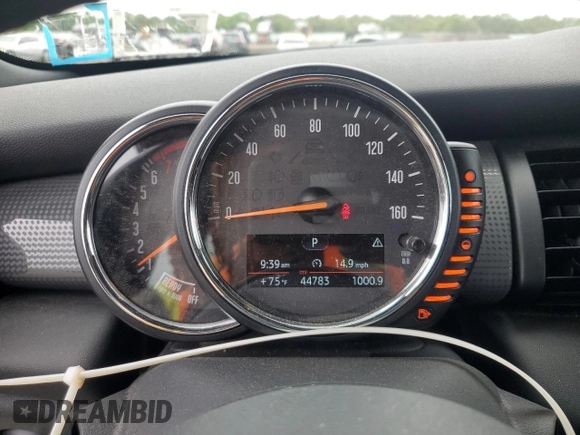 2014 MINI Hardtop with VIN WMWXM5C53ET936172, listed as a Copart auction lot 64183805 with 44,783 mi miles and Salvage title. Bid and sale history available at DreamBid. Image 9.