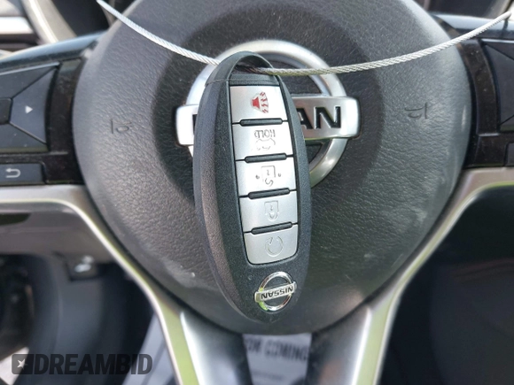 2019 Nissan Altima 2.5 SR with VIN 1N4BL4CV0KC163432, listed as a IAAI auction lot 42130104 with 186,452 mi miles. Bid and sale history available at carsss.com. Image 11.