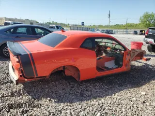 2016 Dodge Challenger R/T Scat Pack z VIN 2C3CDZFJ6GH331780, wystawiony jako Copart lot #53025175 z przebiegiem Nie podano mil oraz Nie do naprawy • Non repairable. Historia ofert i sprzedaży dostępna na DreamBid. Obrazek 3.