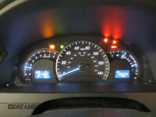 2015 Toyota Camry XLE с VIN 4T4BF1FK7FR499209, выставлен на аукционе Copart как лот 60534335 с пробегом 46 933 миль миль и Списание • Salvage title. История ставок и продаж доступна на DreamBid. Изображение 9.
