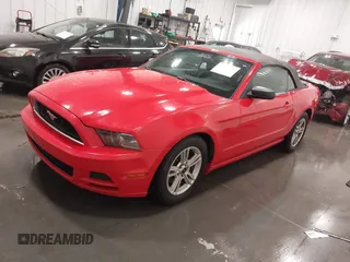 2013 Ford Mustang V6 with VIN 1ZVBP8EM7D5224564, listed as a IAAI auction lot 42148843 with 121,289 mi miles and . Bid and sale history available at DreamBid. Image 2.
