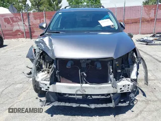 2018 Toyota Highlander LE with VIN 5TDZZRFH7JS250025, listed as a IAAI auction lot 42635985 with 122,488 mi miles and . Bid and sale history available at DreamBid. Image 6.