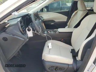 2025 Lexus RX 350h with VIN 2T2BBMCA4SC087274, listed as a Copart auction lot 61915365 with 525 mi miles and Salvage title. Bid and sale history available at DreamBid. Image 7.