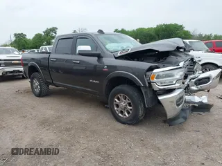 2021 Ram 2500 Laramie z VIN 3C6UR5FL7MG612467, wystawiony jako IAAI lot #42046604 z przebiegiem 134 415 mil mil oraz . Historia ofert i sprzedaży dostępna na DreamBid. Obrazek 1.