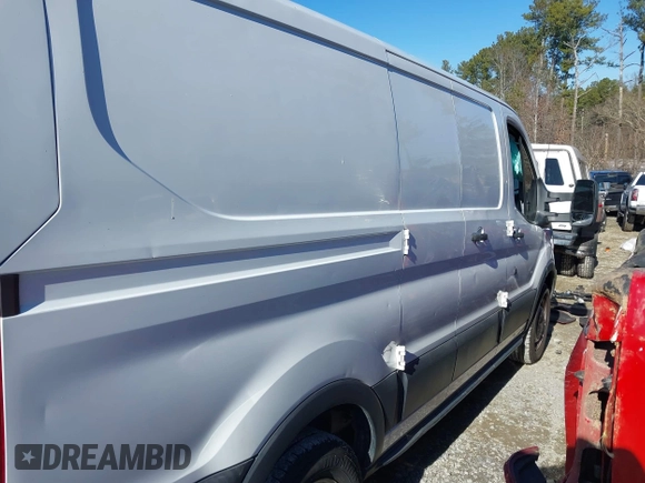 2016 Ford Transit Cargo with VIN 1FTYE1ZM2GKB06609, listed as a IAAI auction lot 41226269 with 543,148 mi miles and . Bid and sale history available at DreamBid. Image 13.