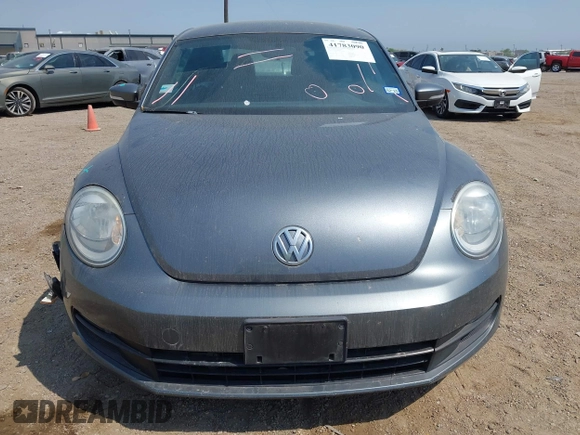 2014 Volkswagen Beetle 2.5L with VIN 3VWJX7AT7EM608634, listed as a IAAI auction lot 41783090 with 139,106 mi miles and . Bid and sale history available at DreamBid. Image 12.