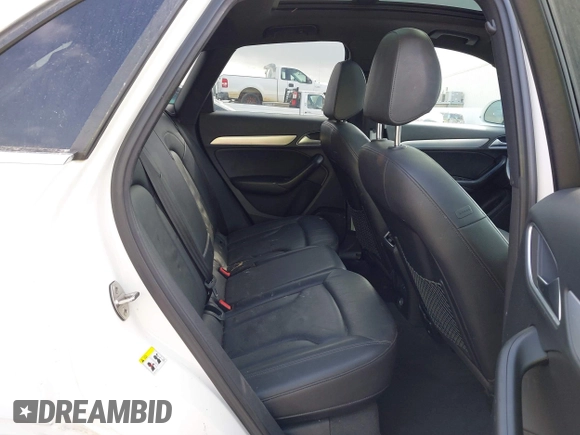 2017 Audi Q3 Premium Plus z VIN WA1JCCFS0HR016917, wystawiony jako IAAI lot #41705143 z przebiegiem 137 152 mil mil oraz . Historia ofert i sprzedaży dostępna na DreamBid. Obrazek 8.