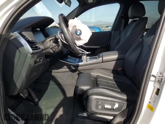 2022 BMW X5 sDrive40i with VIN 5UXCR4C0XN9N25946, listed as a Copart auction lot 45899015 with 34,286 mi miles and Salvage Title. Bid and sale history available at carsss.com. Image 7.
