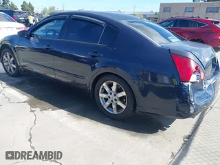2004 Nissan Maxima SL with VIN 1N4BA41E64C861846, listed as a IAAI auction lot 41911687 with 218,668 mi miles. Bid and sale history available at carsss.com. Image 3.
