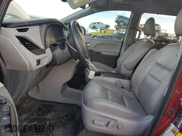 2020 Toyota Sienna XLE with VIN 5TDDZ3DC2LS243324, listed as a Copart auction lot 46673525 with 88,551 mi miles and Salvage Title. Bid and sale history available at carsss.com. Image 7.