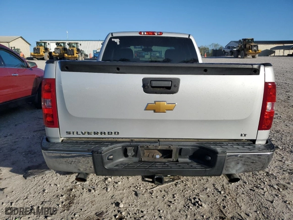 2013 Chevrolet Silverado 1500 LT with VIN 1GCRCSEA9DZ231993, listed as a Copart auction lot 52372585 with 84,162 mi miles and Salvage Title. Bid and sale history available at carsss.com. Image 6.