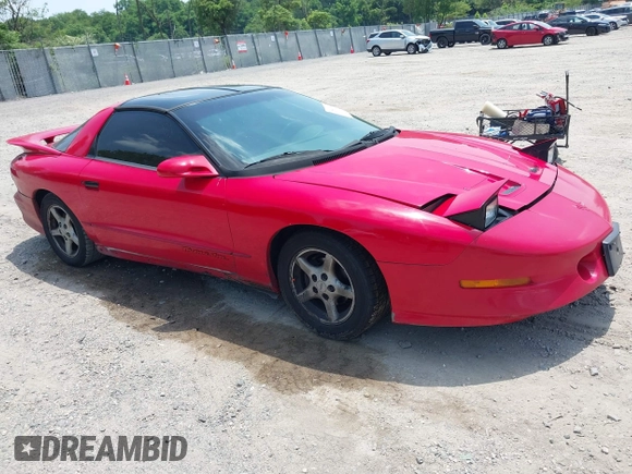 1995 Pontiac Firebird Formula z VIN 2G2FV22P8S2255664, wystawiony jako IAAI lot #42580637 z przebiegiem 148 677 mil mil oraz . Historia ofert i sprzedaży dostępna na DreamBid. Obrazek 1.