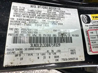 2011 Lincoln MKZ Hybrid with VIN 3LNDL2L33BR759329, listed as a Copart auction lot 76805644 with 131,927 mi miles and Clean Title. Bid and sale history available at carsss.com. Image 10.