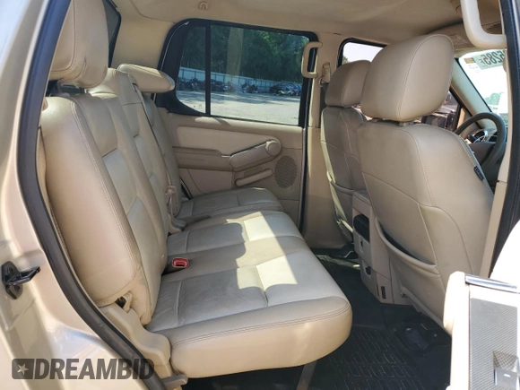 2007 Ford Explorer Sport Trac Limited с VIN 1FMEU33877UA08463, выставлен на аукционе Copart как лот 63105285 с пробегом 302 142 миль миль и Списание • Salvage title. История ставок и продаж доступна на DreamBid. Изображение 10.