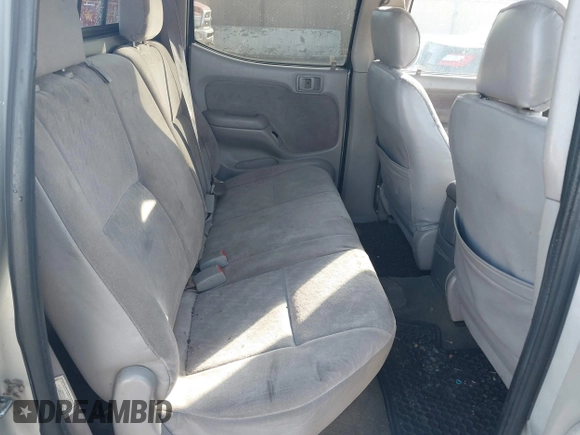2003 Toyota Tacoma PreRunner z VIN 5TEGN92N63Z152916, wystawiony jako IAAI lot #42153765 z przebiegiem 229 221 mil mil oraz . Historia ofert i sprzedaży dostępna na DreamBid. Obrazek 8.