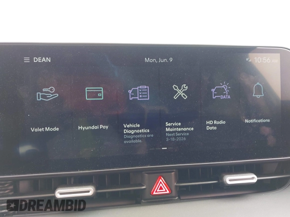 2025 Hyundai Ioniq 5 z VIN 7YAKN4DA4SY008488, wystawiony jako IAAI lot #42460932 z przebiegiem 703 mil mil oraz . Historia ofert i sprzedaży dostępna na DreamBid. Obrazek 18.