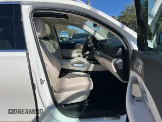 2022 Mercedes-Benz GLS 450 with VIN 4JGFF5KE1NA735534, listed as a Copart auction lot 55498415 with 113,393 mi miles and Clean Title. Bid and sale history available at DreamBid. Image 5.