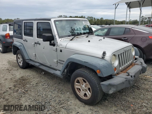 2012 Jeep Wrangler Unlimited Sport RHD with VIN 1C4BJWKG3CL220996, listed as a Copart auction lot 87860055 with 175,725 mi miles and Clean title. Bid and sale history available at DreamBid. Image 4.