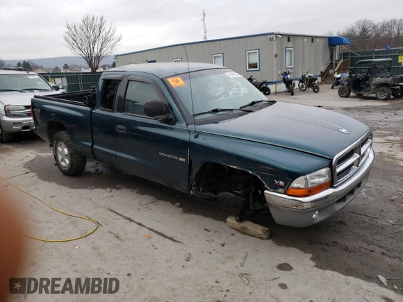 1997 Dodge Dakota z VIN 1B7GG23XXVS260724, wystawiony jako Copart lot #81040004 z przebiegiem Nie podano mil oraz Szkoda całkowita • Salvage title. Historia ofert i sprzedaży dostępna na DreamBid. Obrazek 4.