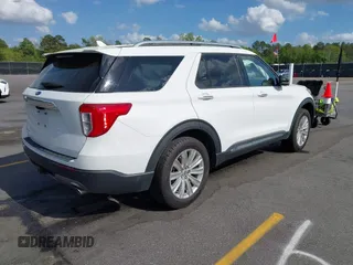 2023 Ford Explorer Limited with VIN 1FMSK7FH8PGB28394, listed as a IAAI auction lot 41883654 with 61,998 mi miles. Bid and sale history available at carsss.com. Image 4.