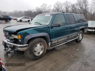 1995 GMC Suburban z VIN 1GKFK16K0SJ748087, wystawiony jako Copart lot #85121834 z przebiegiem 191 550 mil mil oraz Szkoda całkowita • Salvage title. Historia ofert i sprzedaży dostępna na DreamBid. Obrazek 1.