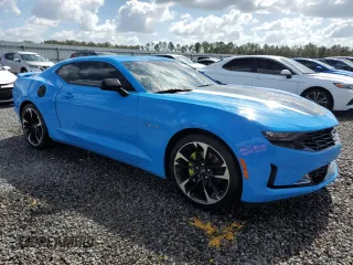 2022 Chevrolet Camaro 2LT with VIN 1G1FD1RX8N0125736, listed as a Copart auction lot 77250134 with 19,790 mi miles and Salvage Title. Bid and sale history available at carsss.com. Image 4.