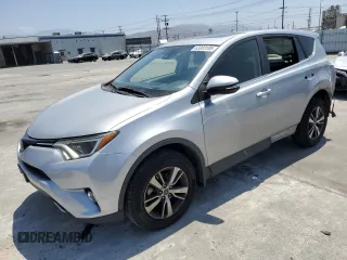 2018 Toyota RAV4 XLE with VIN JTMWFREV9JD120942, listed as a Copart auction lot 63303185 with 68,943 mi miles and Salvage title. Bid and sale history available at DreamBid. Image 1.