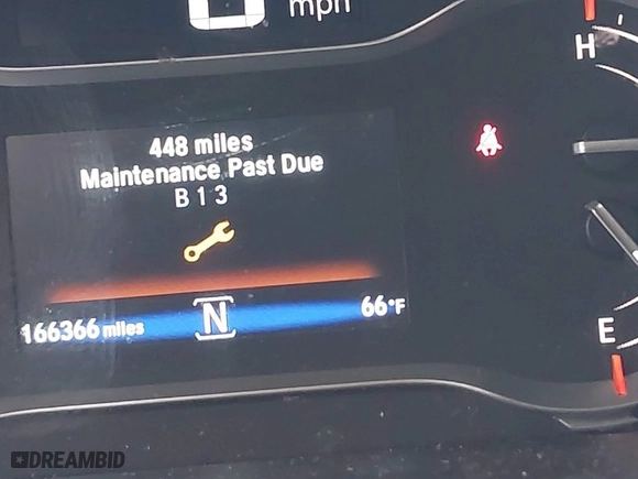 2016 Honda Pilot EX-L with VIN 5FNYF6H50GB112667, listed as a IAAI auction lot 41468703 with 166,366 mi miles. Bid and sale history available at carsss.com. Image 15.