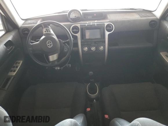 2006 Scion xB z VIN JTLKT334864112437, wystawiony jako Copart lot #59613935 z przebiegiem 211 381 mil mil oraz Czysty tytuł • Clean title. Historia ofert i sprzedaży dostępna na DreamBid. Obrazek 8.