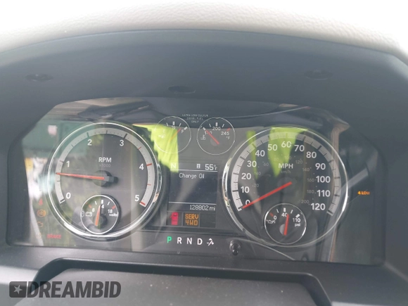 2010 Dodge 2500 SLT z VIN 3D7UT2CL9AG130789, wystawiony jako IAAI lot #42358839 z przebiegiem 128 802 mil mil oraz . Historia ofert i sprzedaży dostępna na DreamBid. Obrazek 7.