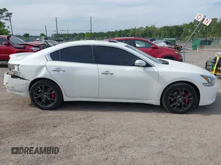 2014 Nissan Maxima SV z VIN 1N4AA5AP3EC466222, wystawiony jako IAAI lot #42176683 z przebiegiem 135 575 mil mil oraz . Historia ofert i sprzedaży dostępna na DreamBid. Obrazek 13.