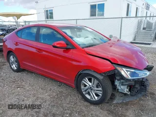 2020 Hyundai Elantra Value Edition z VIN 5NPD84LF1LH577788, wystawiony jako IAAI lot #41577735 z przebiegiem 131 053 mil mil oraz . Historia ofert i sprzedaży dostępna na DreamBid. Obrazek 1.