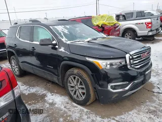 2017 GMC Acadia SLE with VIN 1GKKNSLS3HZ204032, listed as a IAAI auction lot 41615973 with 81,831 mi miles. Bid and sale history available at carsss.com. Image 1.