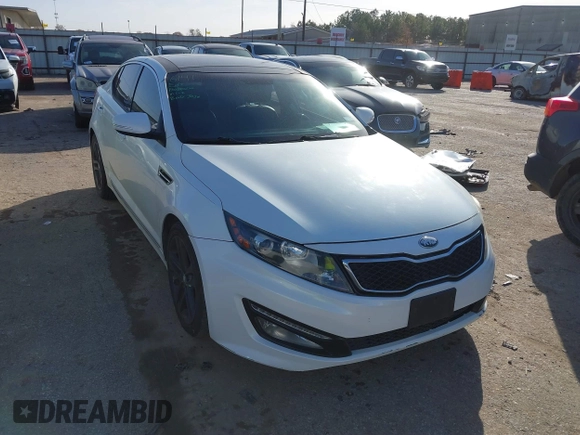 2013 Kia Optima SX z VIN 5XXGR4A64DG161664, wystawiony jako IAAI lot #41352483 z przebiegiem 81 664 mil mil oraz . Historia ofert i sprzedaży dostępna na DreamBid. Obrazek 1.