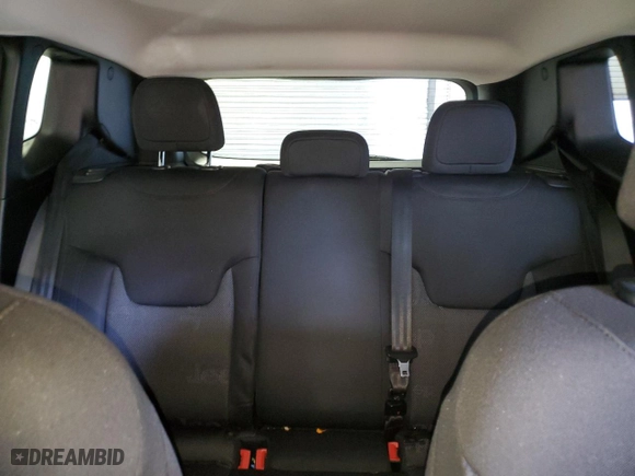 2017 Jeep Renegade Latitude with VIN ZACCJABB2HPF28255, listed as a Copart auction lot 88928885 with 41,456 mi miles and Clean Title. Bid and sale history available at carsss.com. Image 10.