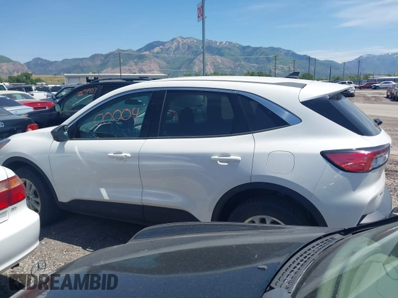 2022 Ford Escape SE с VIN 1FMCU9G61NUA61014, выставлен на аукционе IAAI как лот 42300004 с пробегом 182 352 миль миль и . История ставок и продаж доступна на DreamBid. Изображение 14.