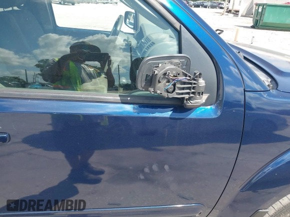 2007 Nissan Frontier SE with VIN 1N6AD07U57C460584, listed as a IAAI auction lot 42317426 with 239,136 mi miles and . Bid and sale history available at DreamBid. Image 6.