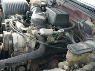 1996 Chevrolet Silverado 2500 с VIN 1GCFC29R8TE221738, выставлен на аукционе IAAI как лот 41712034 с пробегом 242 764 миль миль и . История ставок и продаж доступна на DreamBid. Изображение 19.