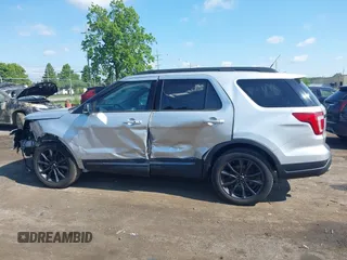 2019 Ford Explorer XLT z VIN 1FM5K8D83KGA27455, wystawiony jako IAAI lot #42468757 z przebiegiem 36 109 mil mil oraz . Historia ofert i sprzedaży dostępna na DreamBid. Obrazek 14.