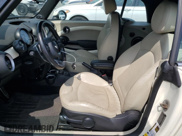 2012 MINI Convertible S с VIN WMWZP3C57CT249682, выставлен на аукционе Copart как лот 60535295 с пробегом 135 298 миль миль и Чистый • Clean title. История ставок и продаж доступна на DreamBid. Изображение 7.