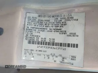 2003 Ford Focus LX with VIN 1FAFP33P83W239710, listed as a IAAI auction lot 42035643 with 178,016 mi miles and . Bid and sale history available at carsss.com. Image 9.