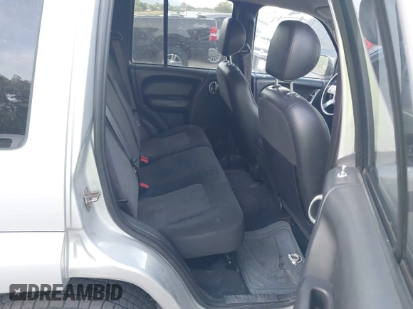 2003 Jeep Liberty Limited with VIN 1J4GL58KX3W657800, listed as a IAAI auction lot 42464782 with 244,363 mi miles and . Bid and sale history available at DreamBid. Image 8.