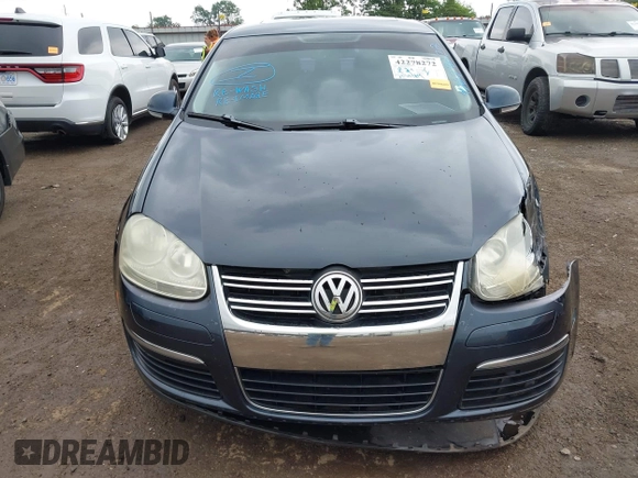 2008 Volkswagen Jetta SE with VIN 3VWRM71K48M123343, listed as a IAAI auction lot 42278272 with 206,469 mi miles and . Bid and sale history available at DreamBid. Image 13.