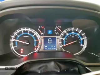 2019 Toyota 4Runner SR5 z VIN JTEZU5JR3K5196751, wystawiony jako Copart lot #57701485 z przebiegiem 54 439 mil mil oraz Szkoda całkowita • Salvage title. Historia ofert i sprzedaży dostępna na DreamBid. Obrazek 9.