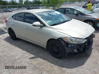 2018 Hyundai Elantra SEL z VIN KMHD84LFXJU585371, wystawiony jako IAAI lot #41952017 z przebiegiem 37 955 mil mil oraz . Historia ofert i sprzedaży dostępna na DreamBid. Obrazek 1.