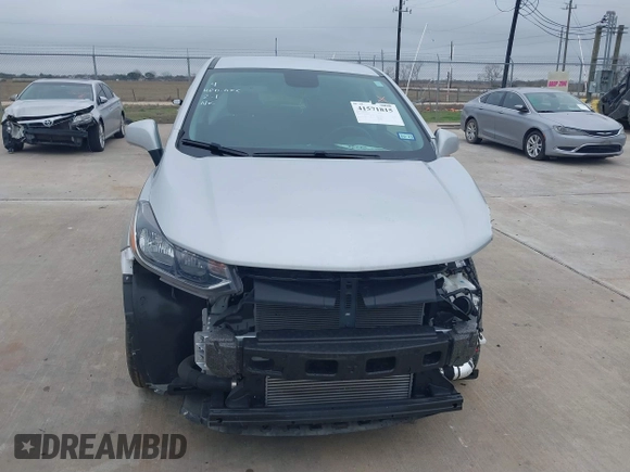 2022 Chevrolet Trax LS with VIN KL7CJNSM1NB527142, listed as a IAAI auction lot 41571815 with 13,136 mi miles. Bid and sale history available at carsss.com. Image 12.